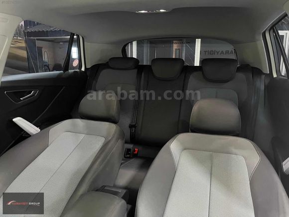 2020-AUDI-Q2-DESIGN-CAM TAVAN-ELEKTİRİKLİ BAGAJ-KEYLESS GO-