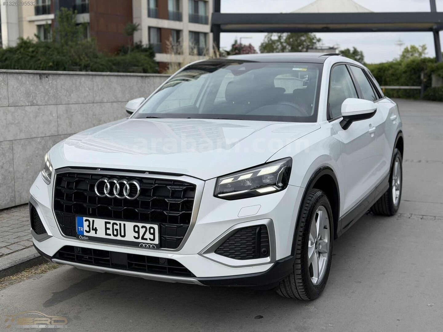 Galeriden Audi Q2 35 TFSI Advanced 2021 Model İstanbul 70.000 km Beyaz 1