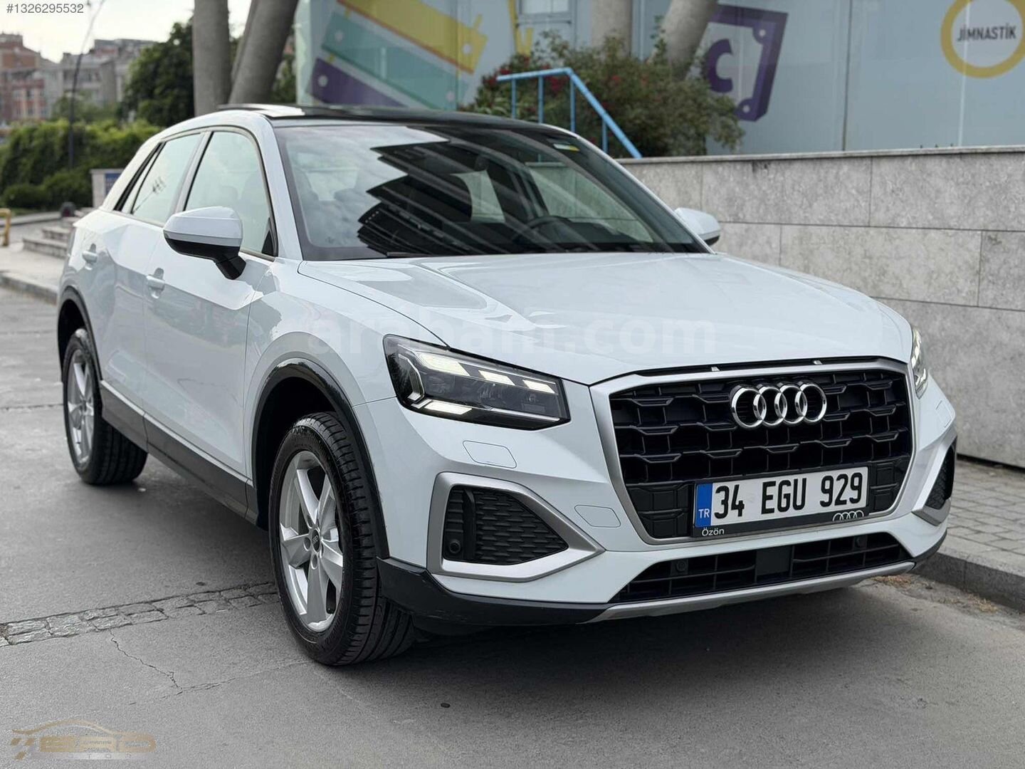 Galeriden Audi Q2 35 TFSI Advanced 2021 Model İstanbul 70.000 km Beyaz 3