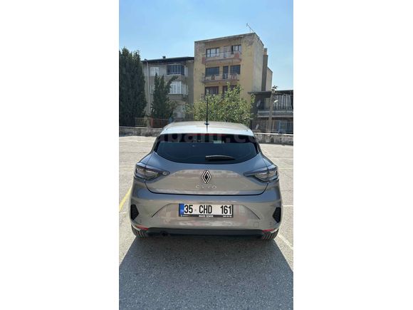 Sahibinden Renault Clio 1.0 TCe Evolution 2024 Model 