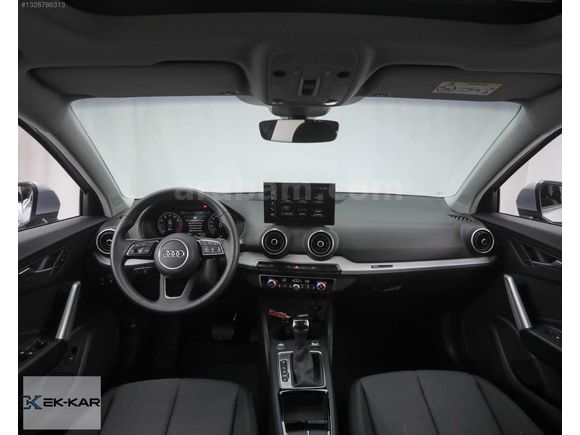 EKKAR OTODAN 2025 MODEL AUDİ Q2 35 TFSI ADVANCED GÜMÜŞ HATASIZ