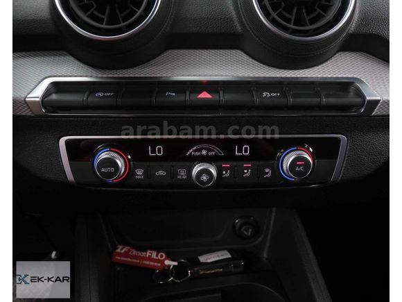 EKKAR OTODAN 2025 MODEL AUDİ Q2 35 TFSI ADVANCED GÜMÜŞ HATASIZ