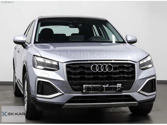 EKKAR OTODAN 2025 MODEL AUDİ Q2 35 TFSI ADVANCED GÜMÜŞ HATASIZ