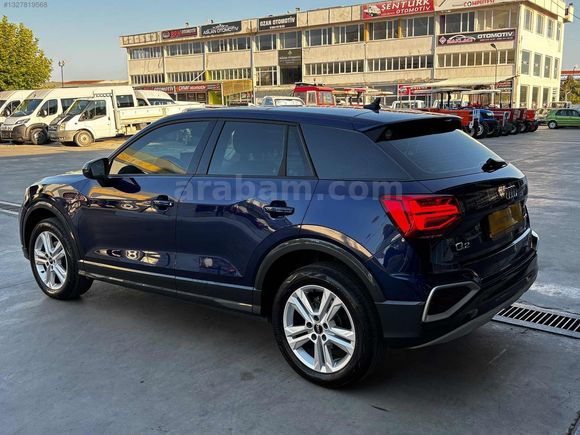 2025 MODEL AUDİ Q2 HATASIZ BOYASIZ CAM TAVANLI