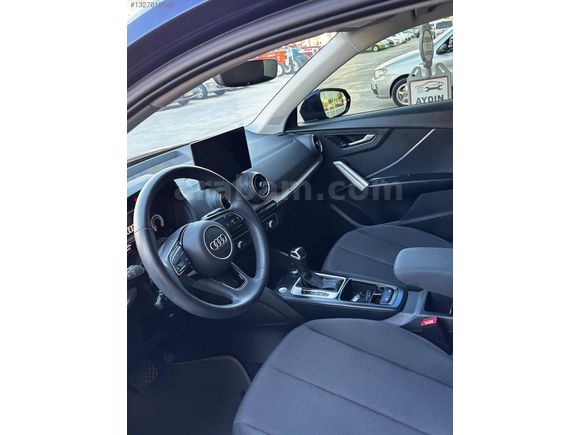 2025 MODEL AUDİ Q2 HATASIZ BOYASIZ CAM TAVANLI