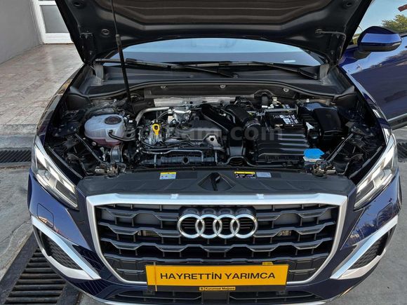 2025 MODEL AUDİ Q2 HATASIZ BOYASIZ CAM TAVANLI