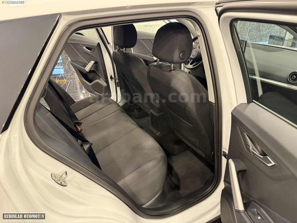 2025 MODEL AUDİ Q2 35 TFSI ADVANCED HATASIZ~ŞERİT TKP~ %20 KDV