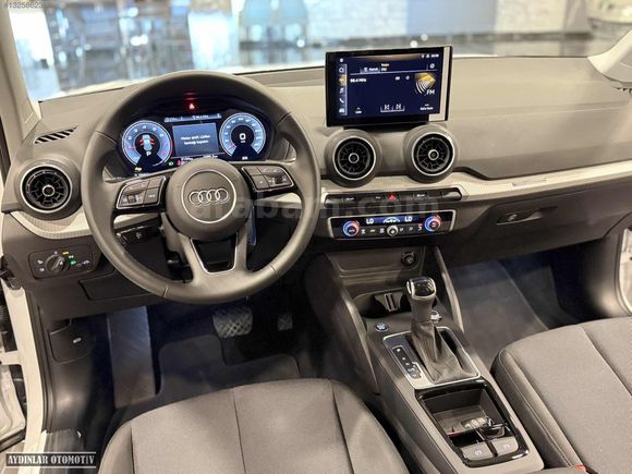 2025 MODEL AUDİ Q2 35 TFSI ADVANCED HATASIZ~ŞERİT TKP~ %20 KDV