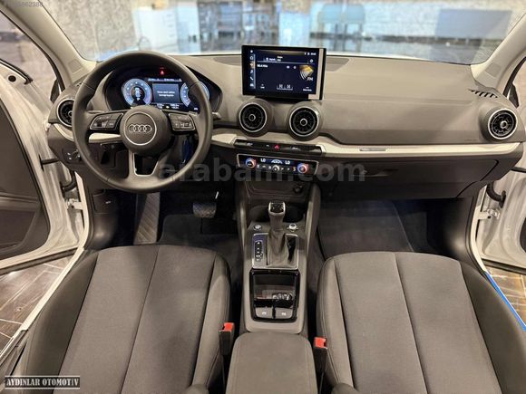 2025 MODEL AUDİ Q2 35 TFSI ADVANCED HATASIZ~ŞERİT TKP~ %20 KDV