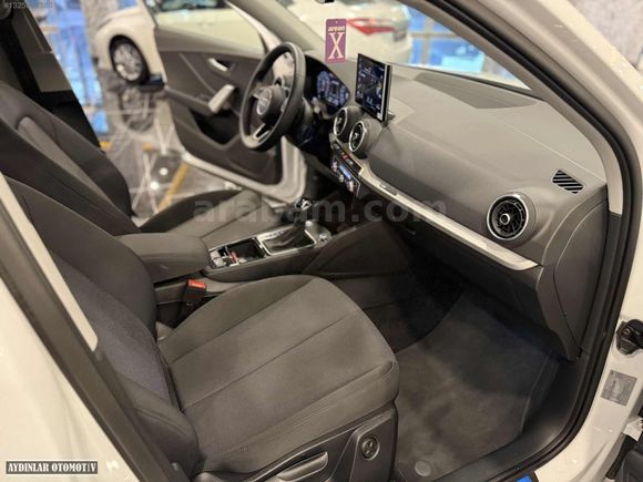 2025 MODEL AUDİ Q2 35 TFSI ADVANCED HATASIZ~ŞERİT TKP~ %20 KDV