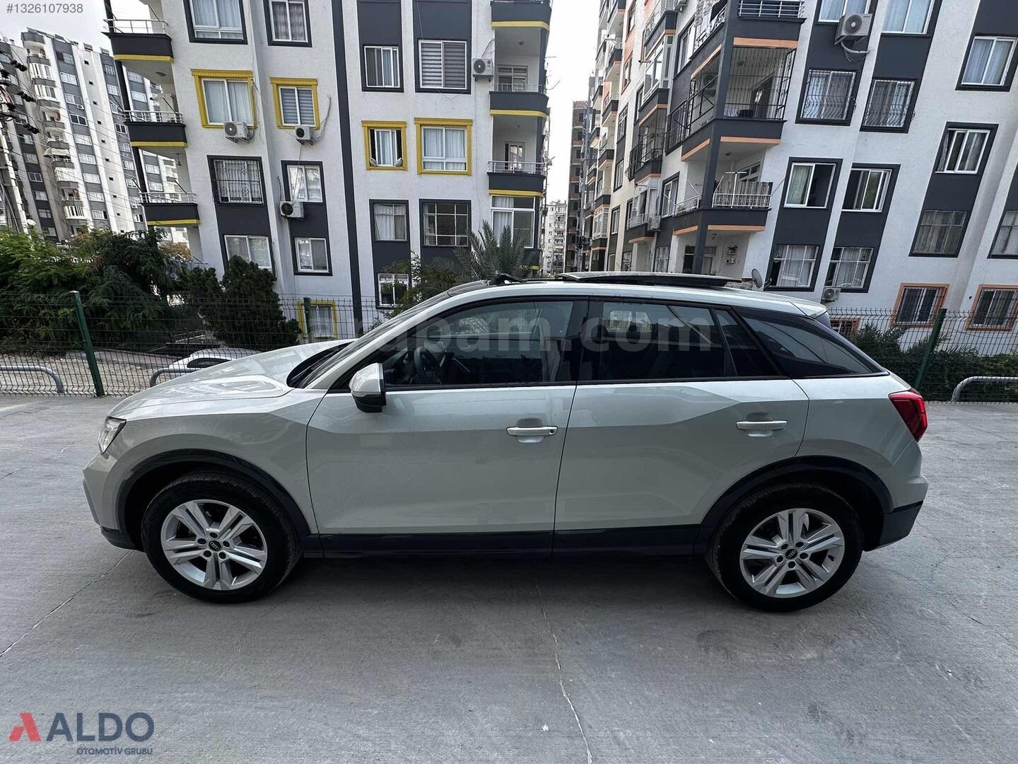 Galeriden Audi Q2 35 TFSI Advanced 2025 Model Mersin 6.020 km Gri 4