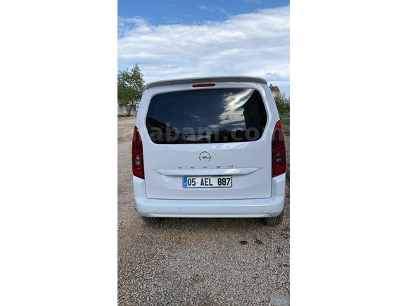 Sahibinden Opel Combo 1.5 CDTI Essential 2025 Model 