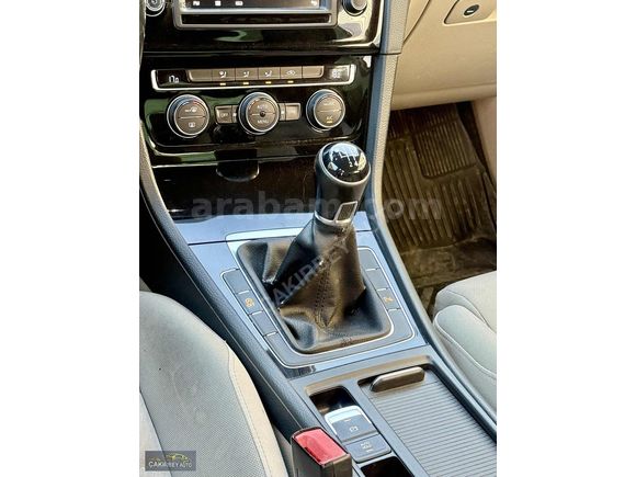 HATASIZ/DEĞİŞENSİZ/2015 MODEL/268 BİN KM/1.6 TDI/HİGHLİNE
