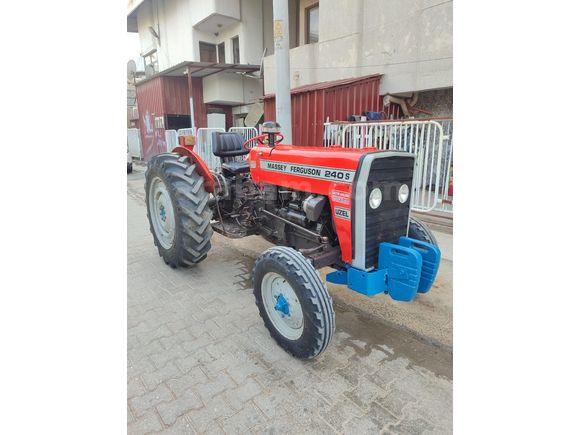 Galeriden Massey Ferguson 240 S Manisa