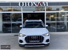 90.000 KM 2022 BOYASIZ AUDI Q3 35 TFSI ADVANCED BEYAZ CAM TAVAN