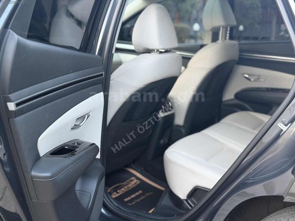 HATASIZ 62.000 KM DE 2022 MODEL 4x4 TUCSON