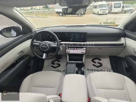 SOYOĞLU'DAN 2024 TUCSON-1.6CRDİ-ELİTE PLUS-18.000KM-MAKYAJLI