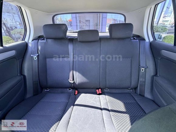 SANDIKÇI 2.EL 2012 Golf 1.6 TDI Trendline DSG