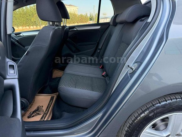 2011 / VW GOLF VI / 1.6 TDI BAKIMLI