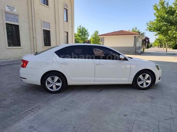 Sahibinden Skoda Octavia 1.6 TDI Optimal 2017 Model 
