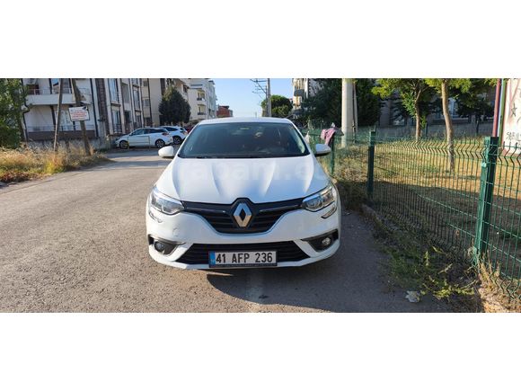 Sahibinden Renault Megane 1.3 TCe Joy 2020 Model