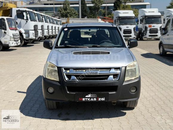 İZGİ OTOMOTİV'DEN 2009 MODEL ISUZU D'MAX 4X2 ÇİFTKABİN KAMYONET
