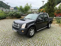 Ofsel'den bakımlı Isuzu D max 4x4 Limited