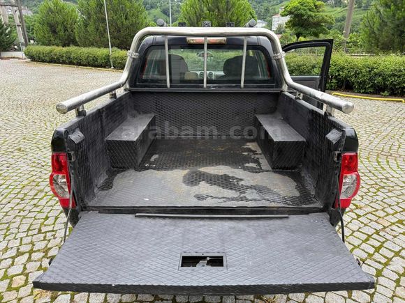 Ofsel'den bakımlı Isuzu D max 4x4 Limited