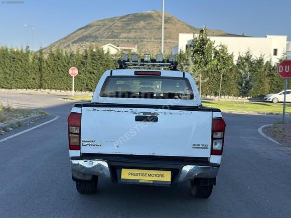 2015 4X4 D MAX -- ÇOK TEMİZ