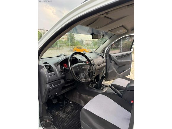 VOLCAR'S 2014 MODEL ISUZU D-MAX