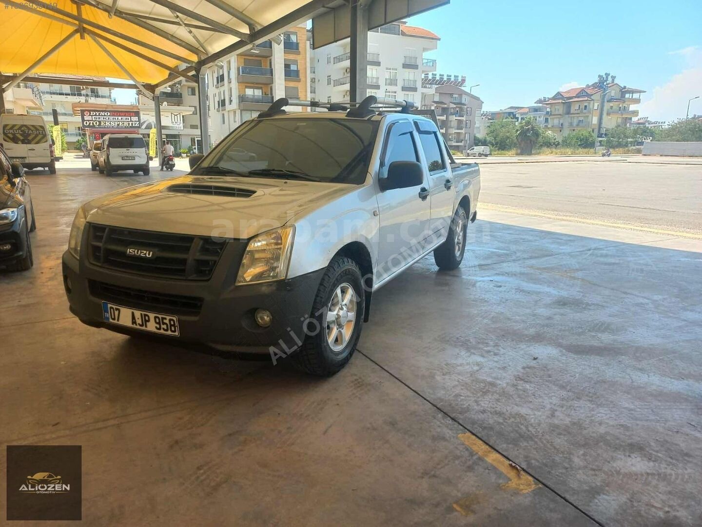Galeriden Isuzu D-Max 2.5 4x2 2011 Model Antalya 315.000 km Gri 4