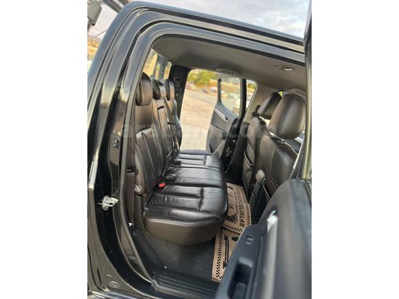 ISUZU D-MAX V-CROSS 4X4