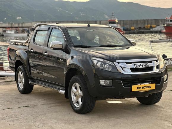 ISUZU D-MAX V-CROSS 4X4
