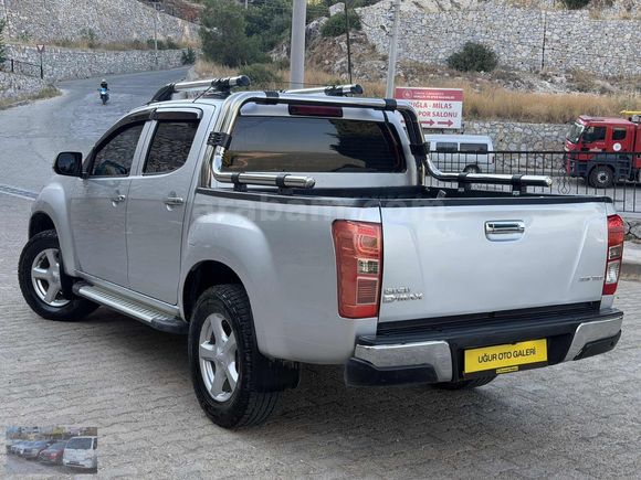 UĞUR OTODAN KARTA TAKSİT 2017 MODEL 293.561 KM'DE ISUZU DMAX LTD