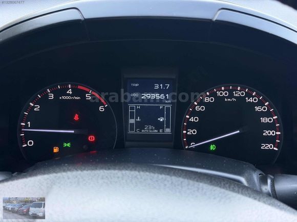 UĞUR OTODAN KARTA TAKSİT 2017 MODEL 293.561 KM'DE ISUZU DMAX LTD