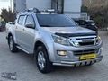 UĞUR OTODAN KARTA TAKSİT 2017 MODEL 293.561 KM'DE ISUZU DMAX LTD