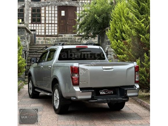 VOLCAR'S 2022 MODEL 104 BİN KM'DE HATASIZ D-MAX
