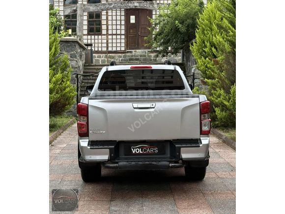 VOLCAR'S 2022 MODEL 104 BİN KM'DE HATASIZ D-MAX