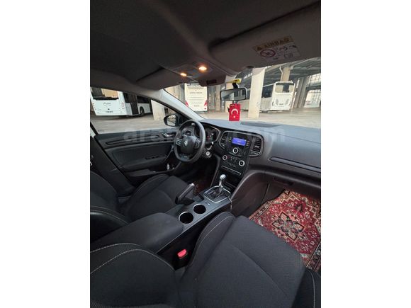 Sahibinden Renault Megane 1.3 TCe Joy 2020 Model