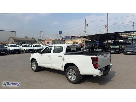 2022 MODEL D-MAX 4x4 V-LİFE