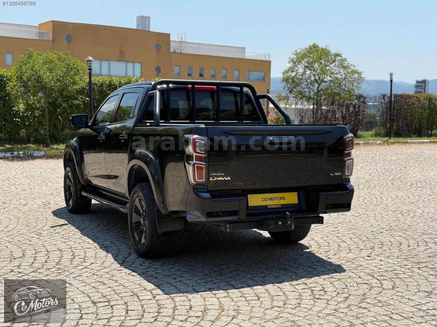 Galeriden Isuzu D-Max 1.9 D 4x4 V-Cross 2021 Model Bursa 142.000 km Siyah 7