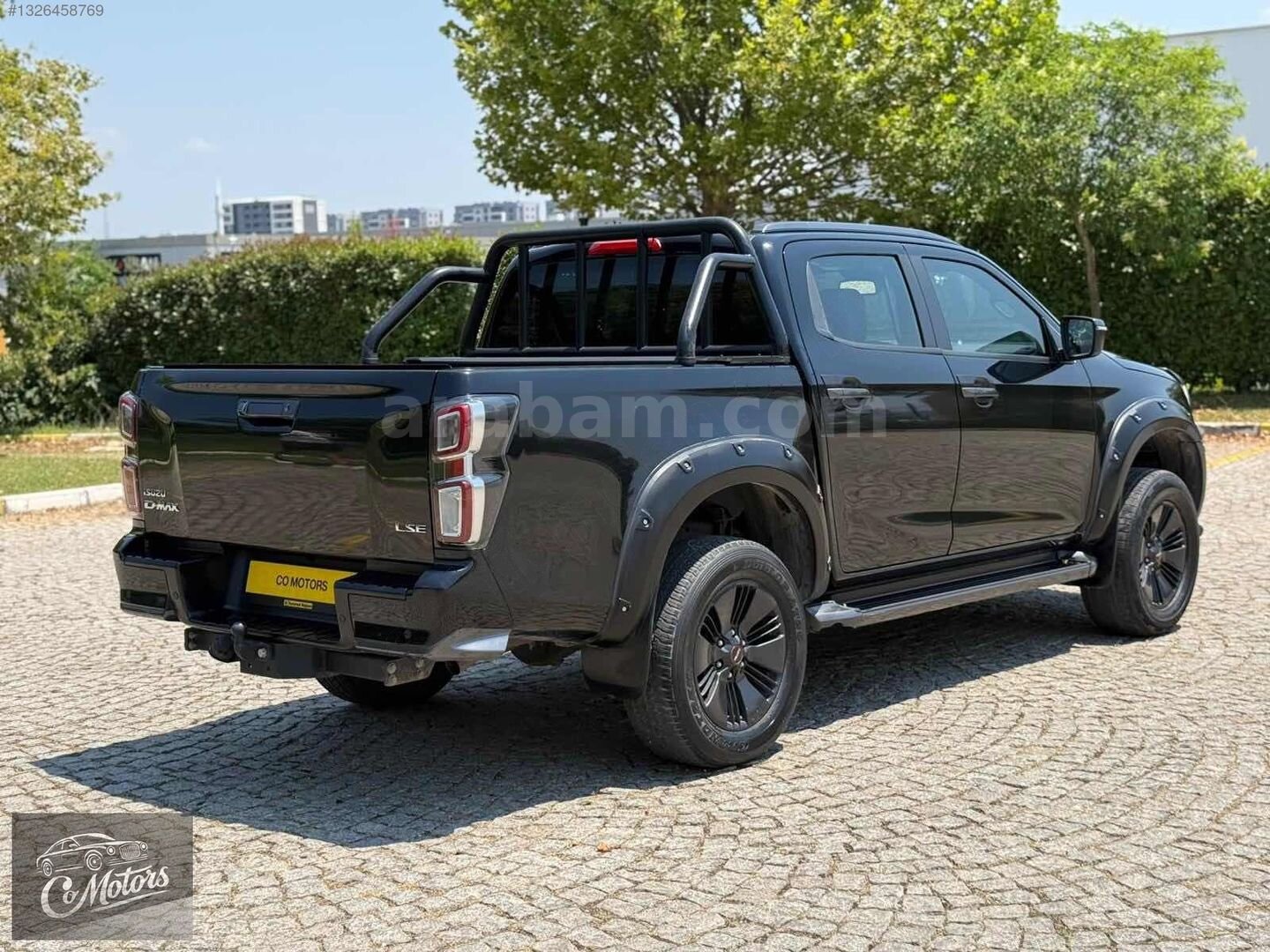 Galeriden Isuzu D-Max 1.9 D 4x4 V-Cross 2021 Model Bursa 142.000 km Siyah 6