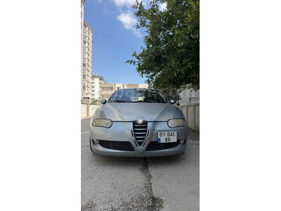 Sahibinden Alfa Romeo 147 1.6 TS Distinctive 2004 Model 