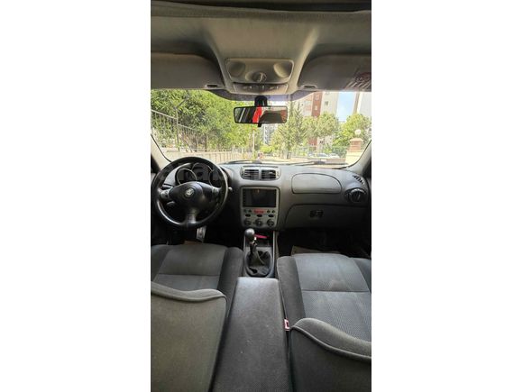 Sahibinden Alfa Romeo 147 1.6 TS Distinctive 2004 Model 
