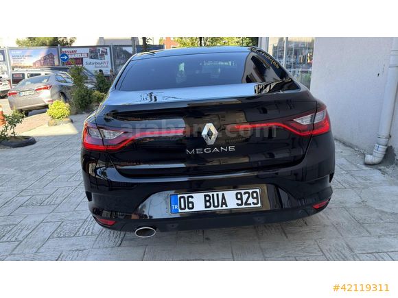 RAMS MOTORS ' DAN 2020 MODEL MEGANE OTOMATİK ICON