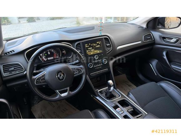 RAMS MOTORS ' DAN 2020 MODEL MEGANE OTOMATİK ICON