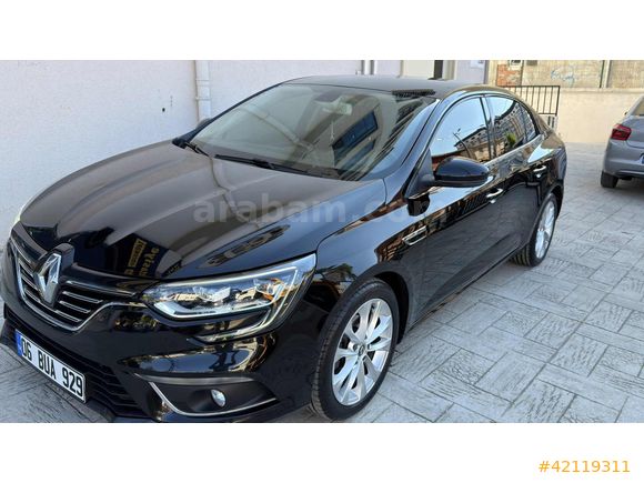 RAMS MOTORS ' DAN 2020 MODEL MEGANE OTOMATİK ICON