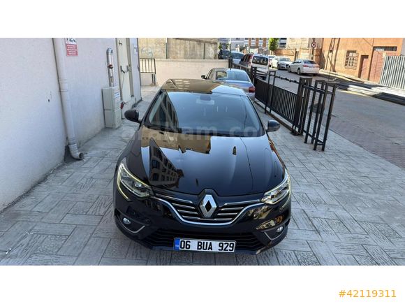 RAMS MOTORS ' DAN 2020 MODEL MEGANE OTOMATİK ICON