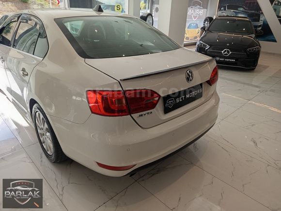 SET MOTOR 2013 JETTA
