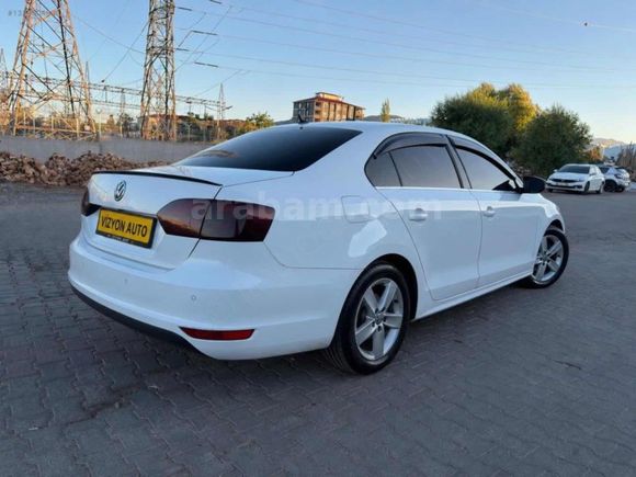 VİZYONDAN/ 2012 JETTA 1.2 TSİ 6 İLERİ DÜŞÜK KM